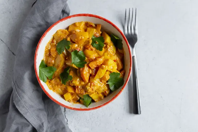 Boneless Chicken and Potato Curry