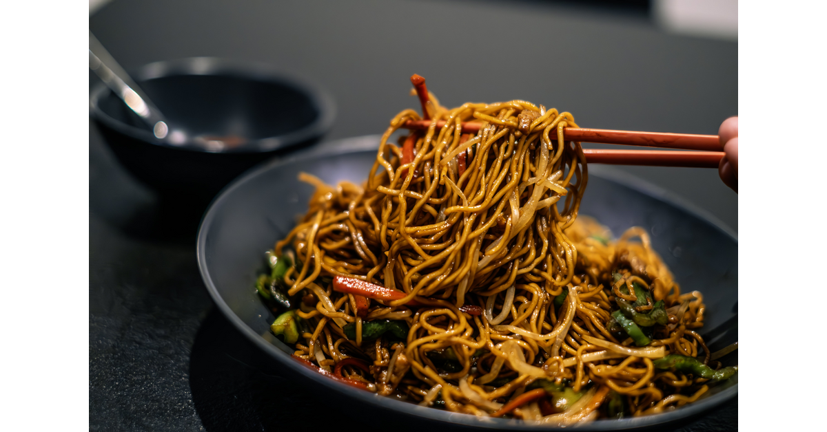 Achari Chowmein