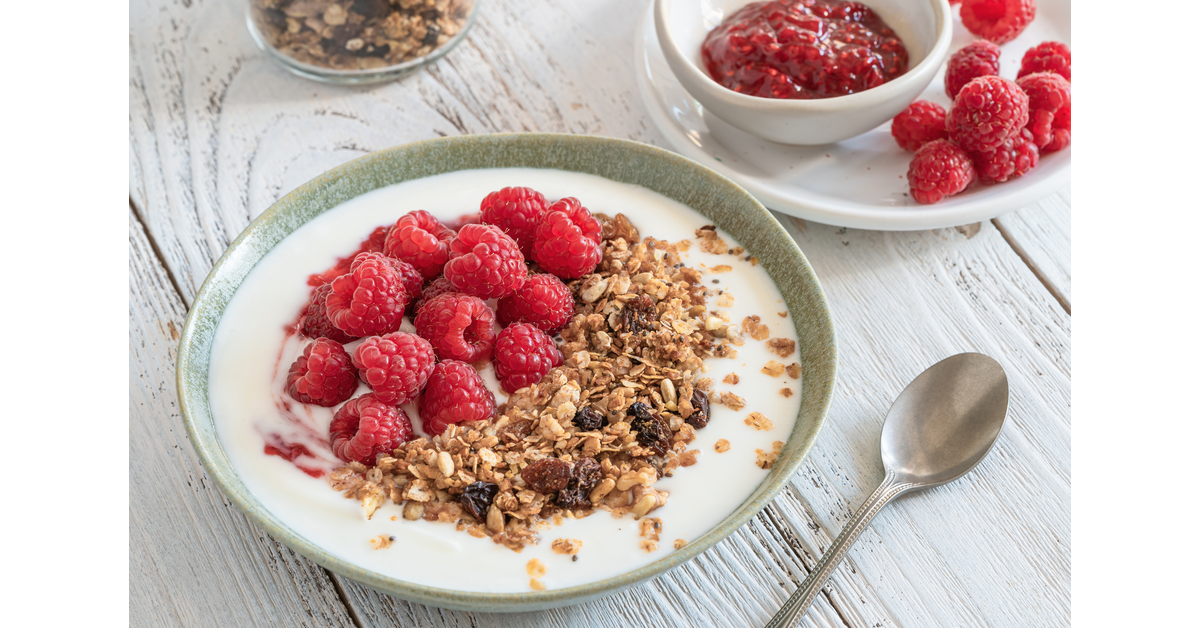 Pomegranate yogurt bowl
