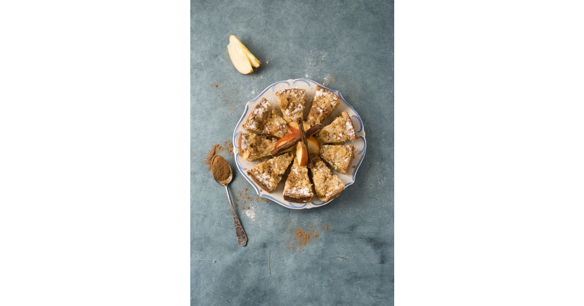 Apple Cinnamon Cake with Cinnamon Whipped Cream