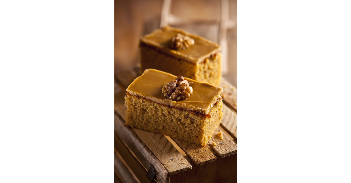 Coffee Walnut Cake