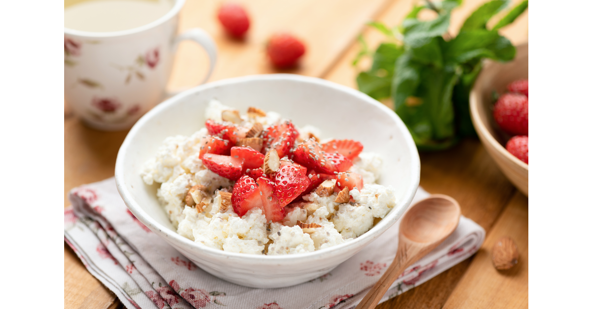 Cottage Cheese and Fruit Delight