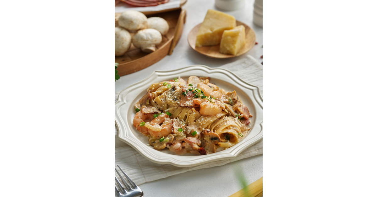 Chicken and Shrimp Carbonara