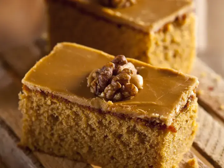 coffee walnut cake