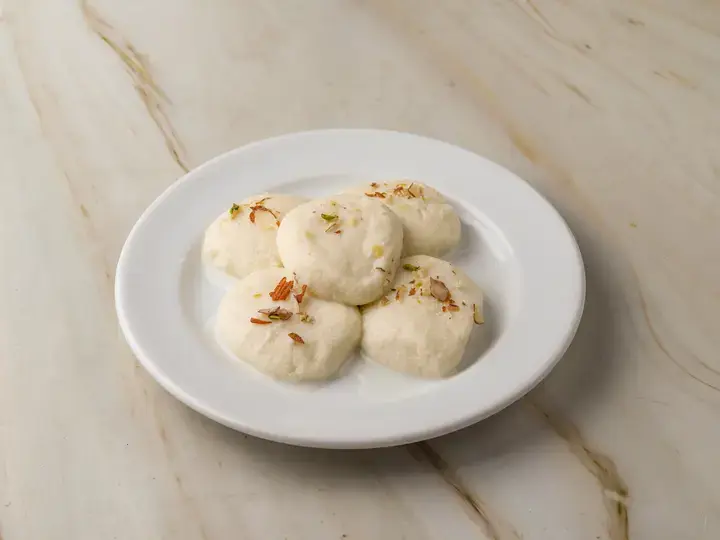 Milk Powder Rasmalai