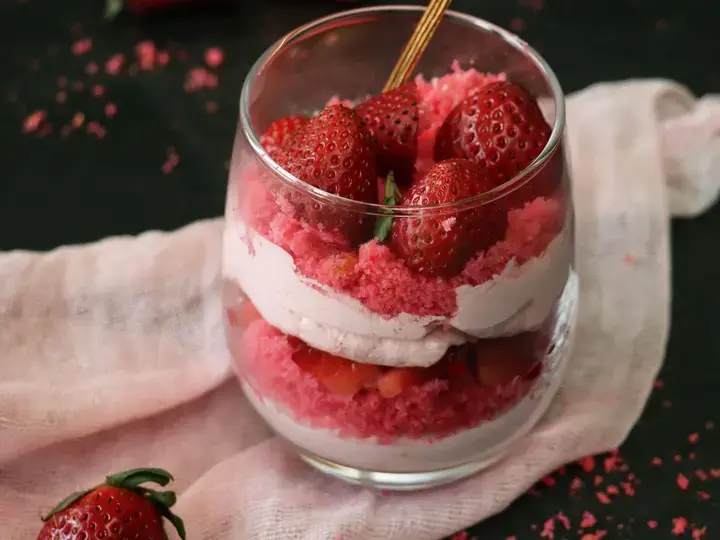 Red Velvet trifle