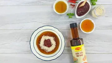 https://www.maggi.com.vn/mon-an-chi-tiet/rau-bi-ve-cau-vong-cham-mam-xi-muoi