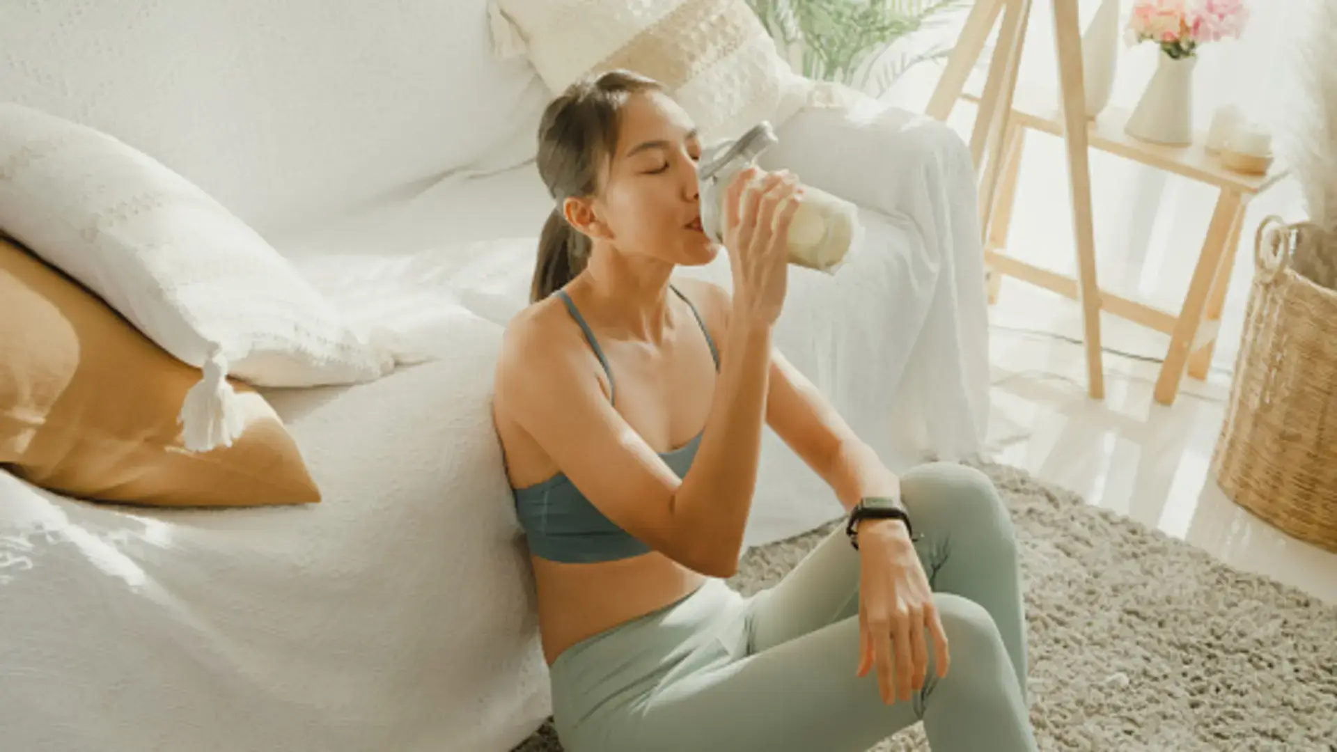 Uống sữa sau khi buổi tập thể dục