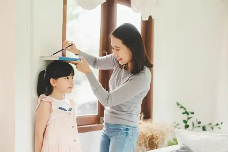 Canxi và vitamin D giúp bé phát triển tối ưu về chiều cao
