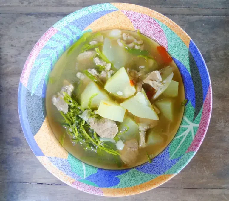 Cách nấu canh bí thịt bằm mộc nhĩ đơn giản, ngon miệng